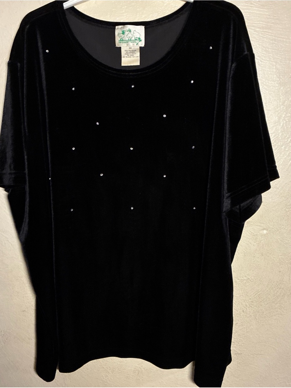 Women’s Black Velvet Short-Sleeve Shirt with Rhinestone detailing